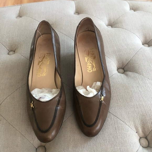 Salvatore Ferragamo Shoes - Salvatore Ferragamo brown leather heel shoe size 7